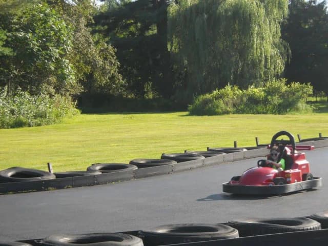 Tri-R Karts Super Golf